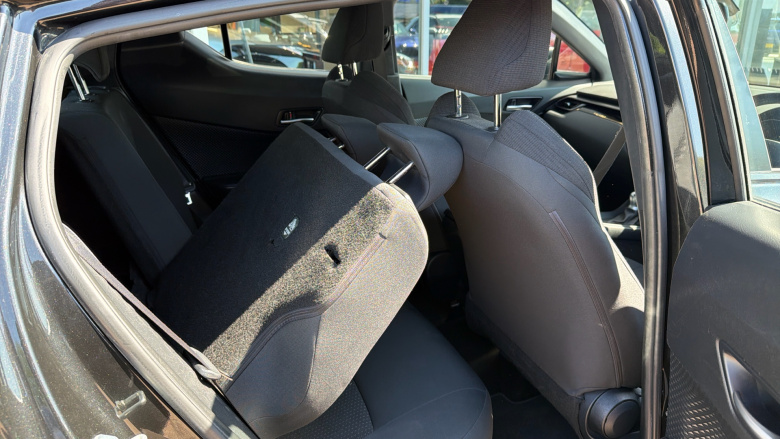 Toyota C-HR 1.8 Hybrid Icon 5dr CVT Hybrid Hatchback